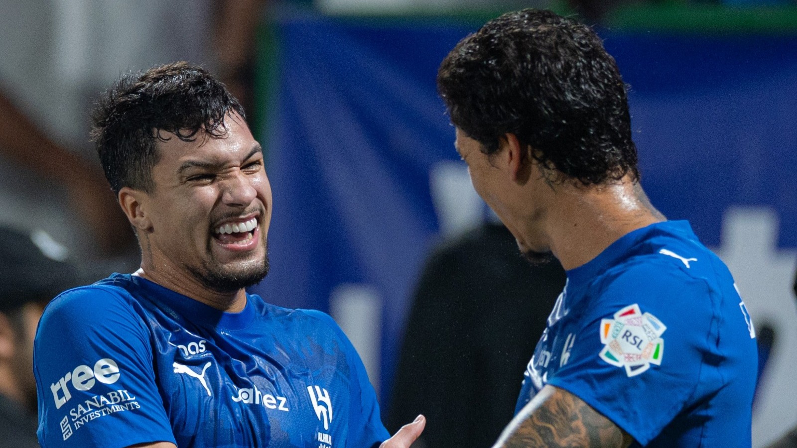 اخبار الهلال السعودي.. يفجرها بخماسية نارية ضد الاتفاق ويشعل صراع القمة في دوري روشن السعودي!