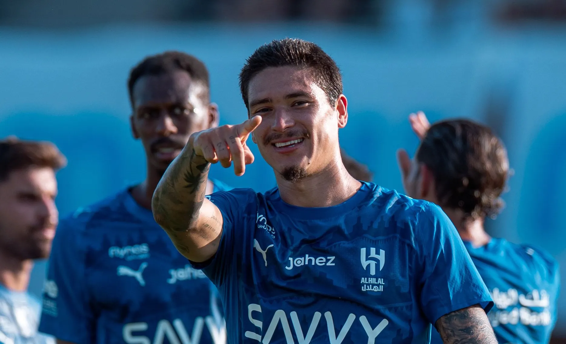 قلق في الهلال بعد إصابة نونيز واستعدادات مكثفة لمواجهة الاتفاق