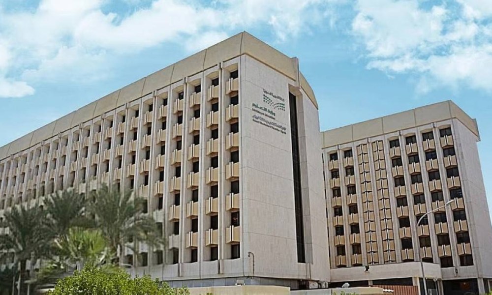 تعليم الرياض يحتفي بيوم المعلم ويطلق برامج جديدة لتعزيز الكفاءة