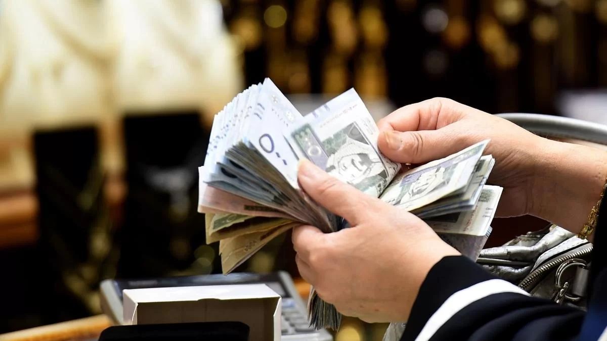 الحكومة السعودية تكشف تفاصيل صرف زيادة معاش المتقاعدين وموعد إيداع أكتوبر