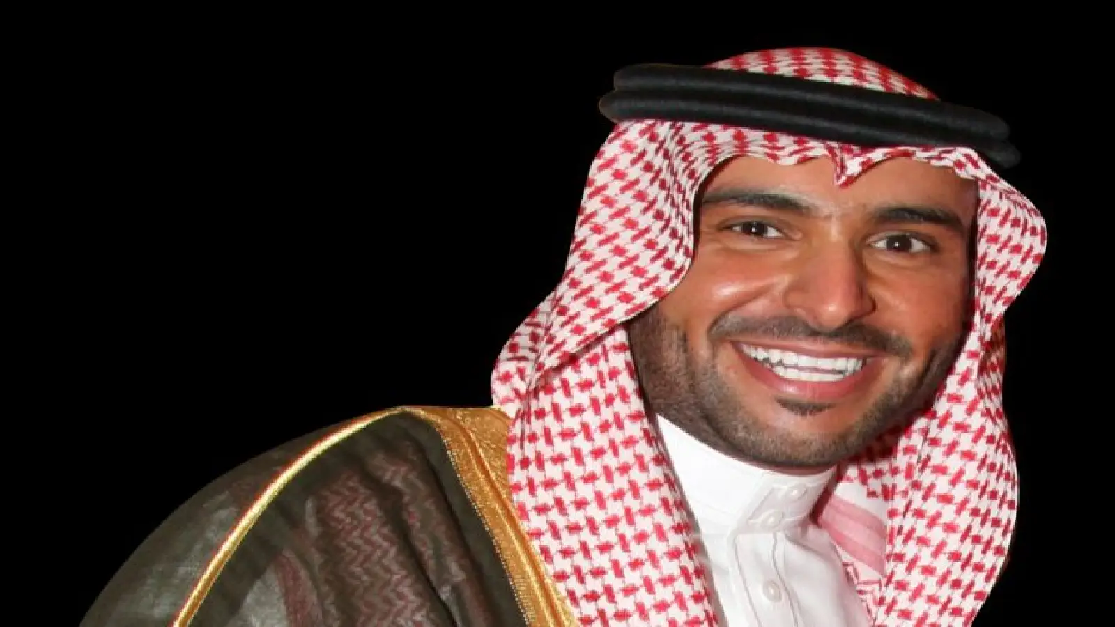 جدل واسع بعد تصريحات راقي شرعي حول إصابة يزيد الراجحي بعين من مجموعة