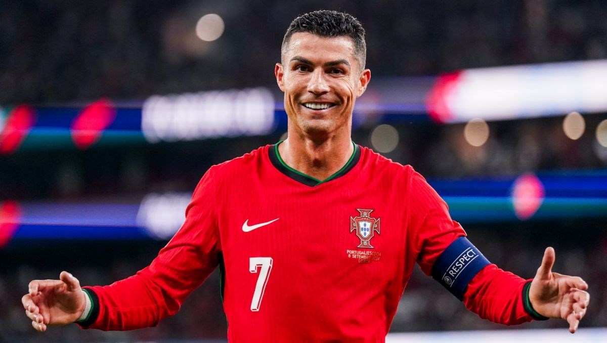 رونالدو يسعى لكتابة تاريخ جديد مع منتخب البرتغال في تصفيات مونديال 2026