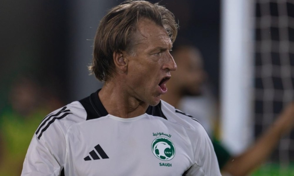 رينارد يسلط الضوء على نقاط ضعف منتخب العراق في تحليل فني شامل