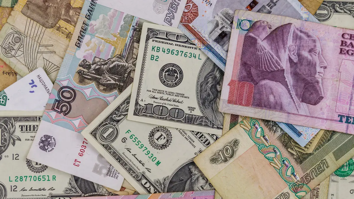 استقرار نسبي.. سعر الدولار في مصر مقابل الجنيه اليوم الجمعة 17 أكتوبر 2025 في السوق المصرفي المصري
