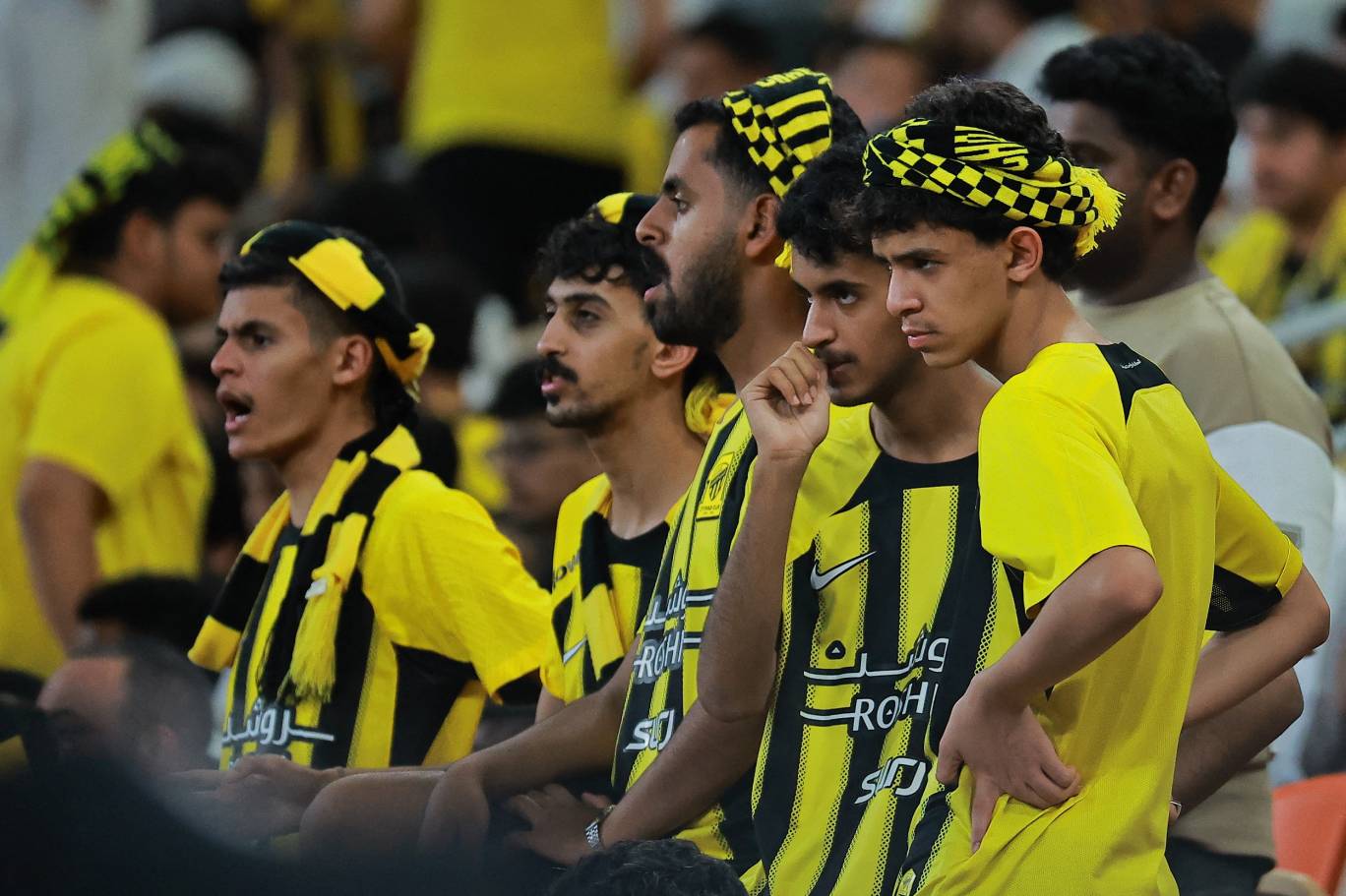 ضغوط شديدة تواجه فهد سندي مع تفاقم أزمات الاتحاد الجماهيري والإعلامي