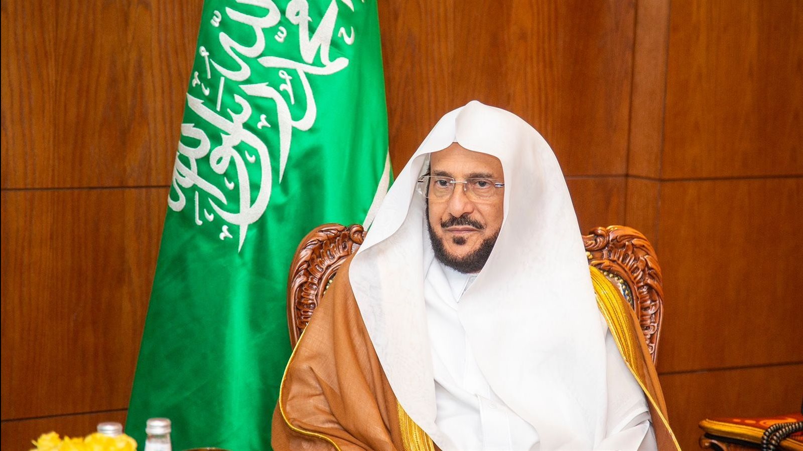 وزير الشؤون الإسلامية يدعو الخطباء لتناول أزمة السكن وارتفاع الإيجارات في خطبة الجمعة