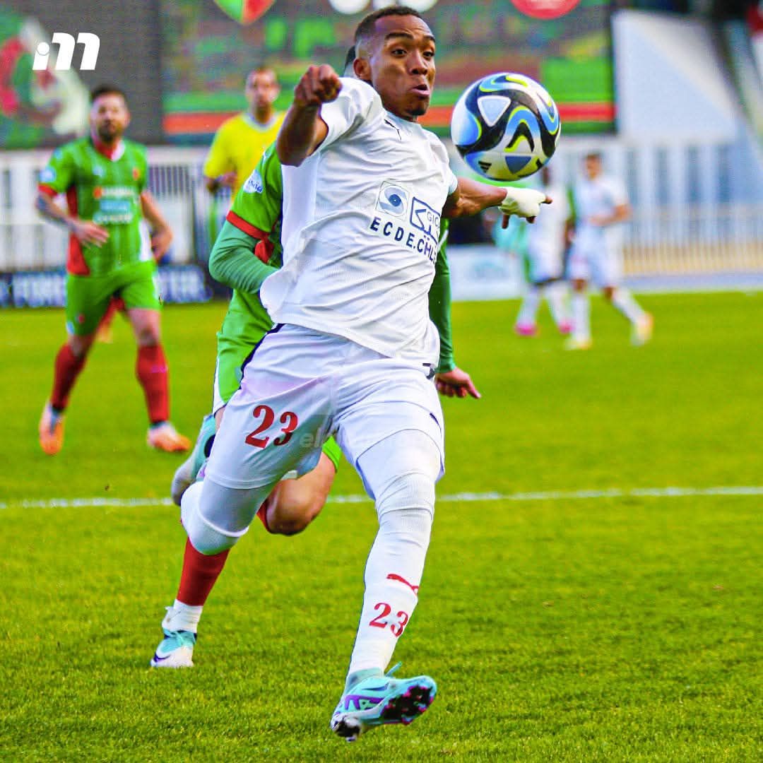 الأهلي يكثف مفاوضاته للتعاقد مع الموهبة الجزائري أشرف عبادة.. تفاصيل