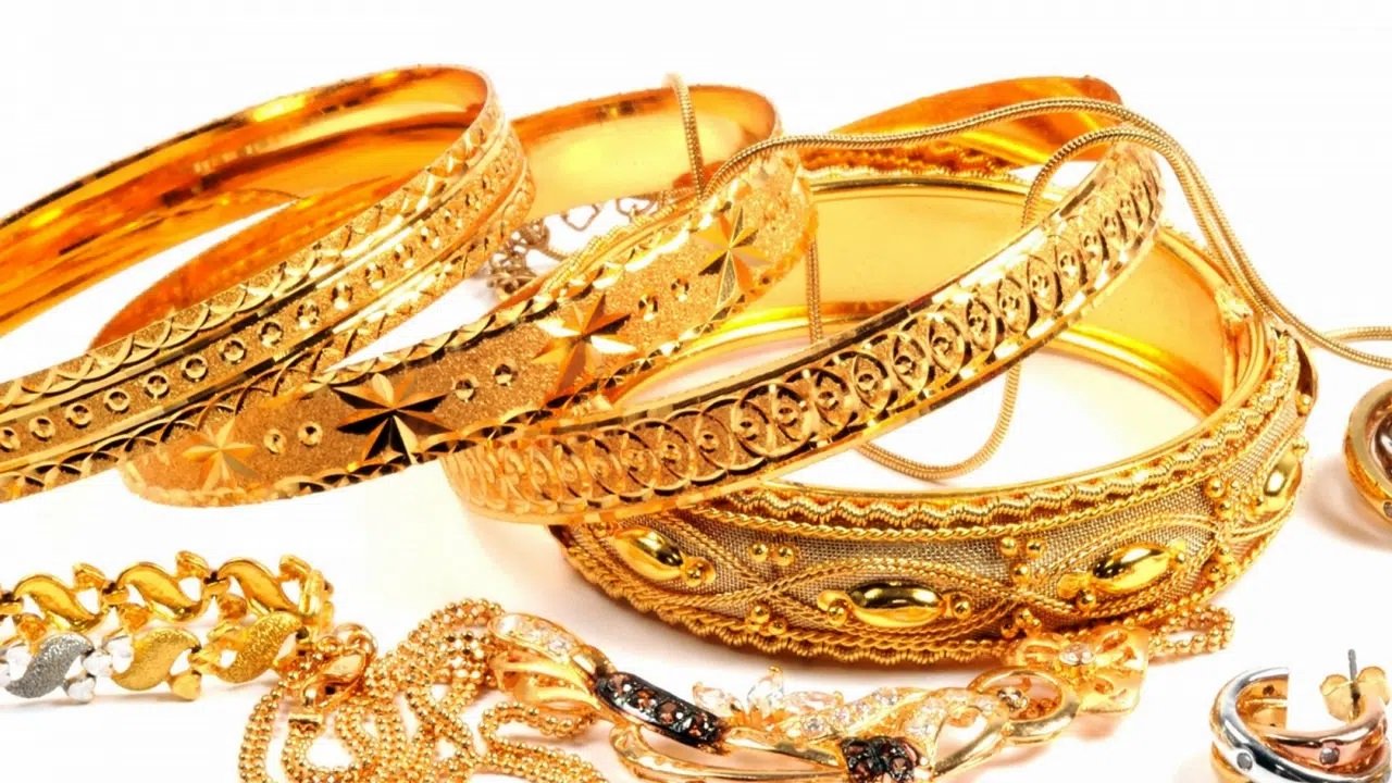 سعر الذهب في السعودية اليوم الاثنين 24 نوفمبر 2025 في مستهل التعاملات الآن